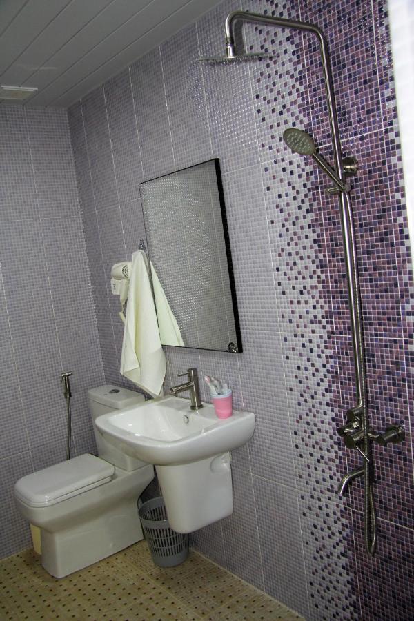 Nice Hotel Jerevan Eksteriør billede